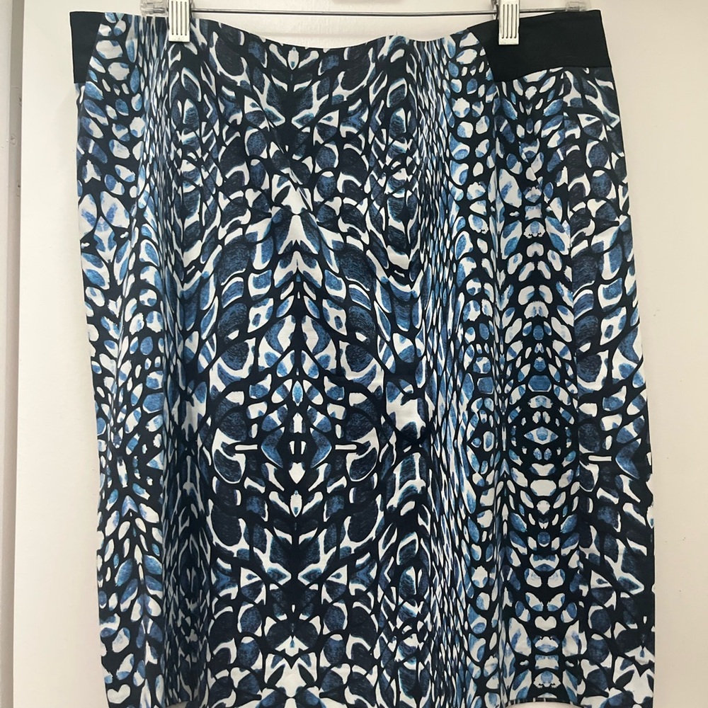 Robert Graham Black and White Pencil Skirt Knee-Length